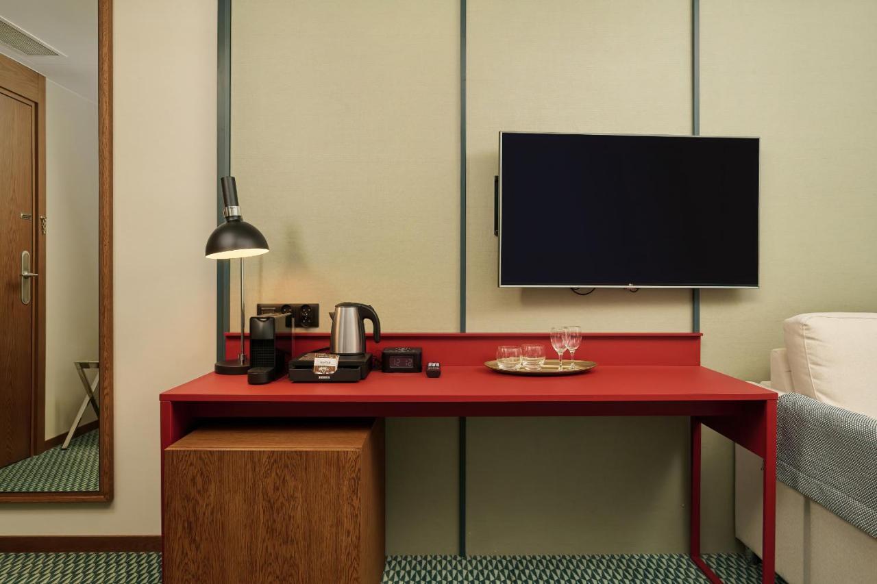 Gwarna Aparthotel City Center Wroclaw By Noclegi Renters Buitenkant foto