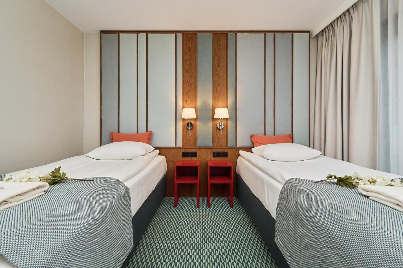 Gwarna Aparthotel City Center Wroclaw By Noclegi Renters Buitenkant foto