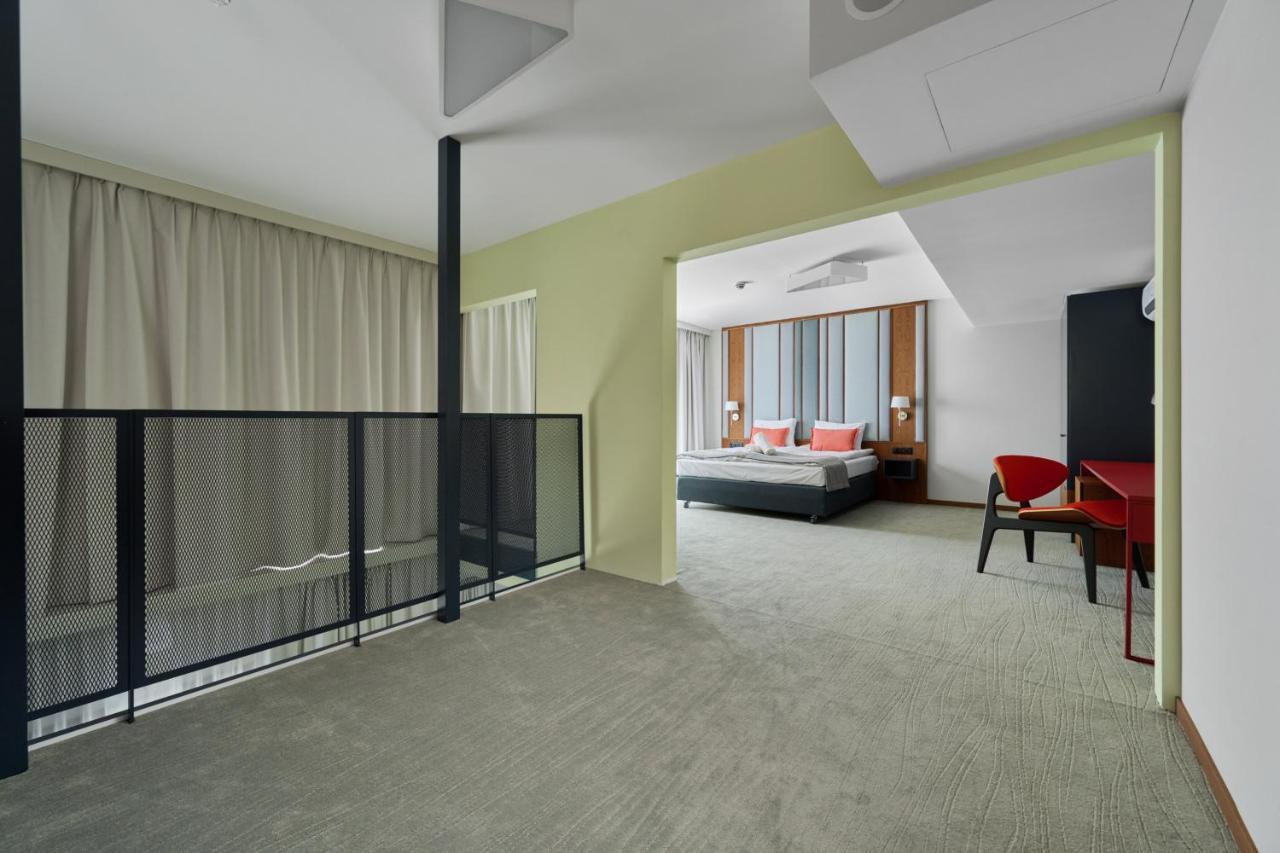 Gwarna Aparthotel City Center Wroclaw By Noclegi Renters Buitenkant foto