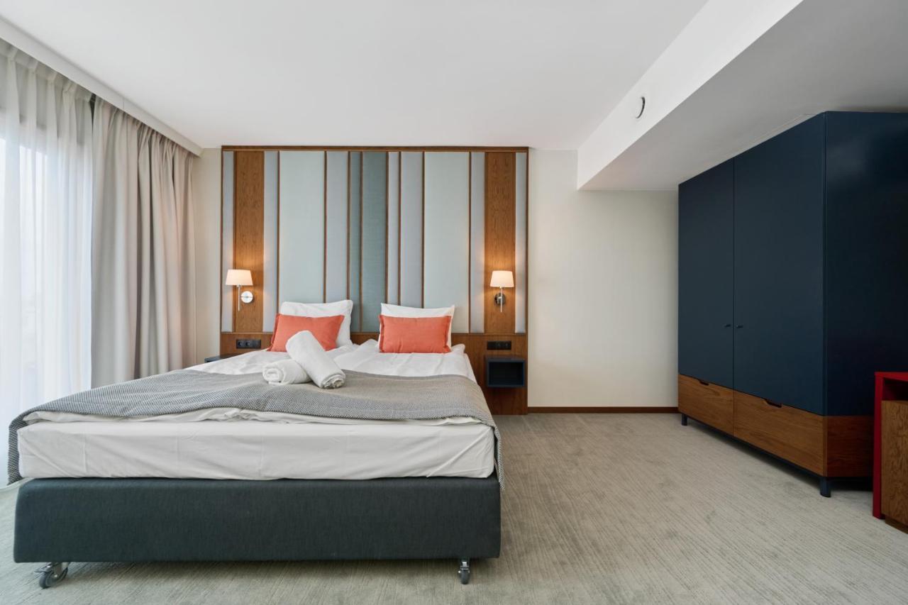 Gwarna Aparthotel City Center Wroclaw By Noclegi Renters Buitenkant foto