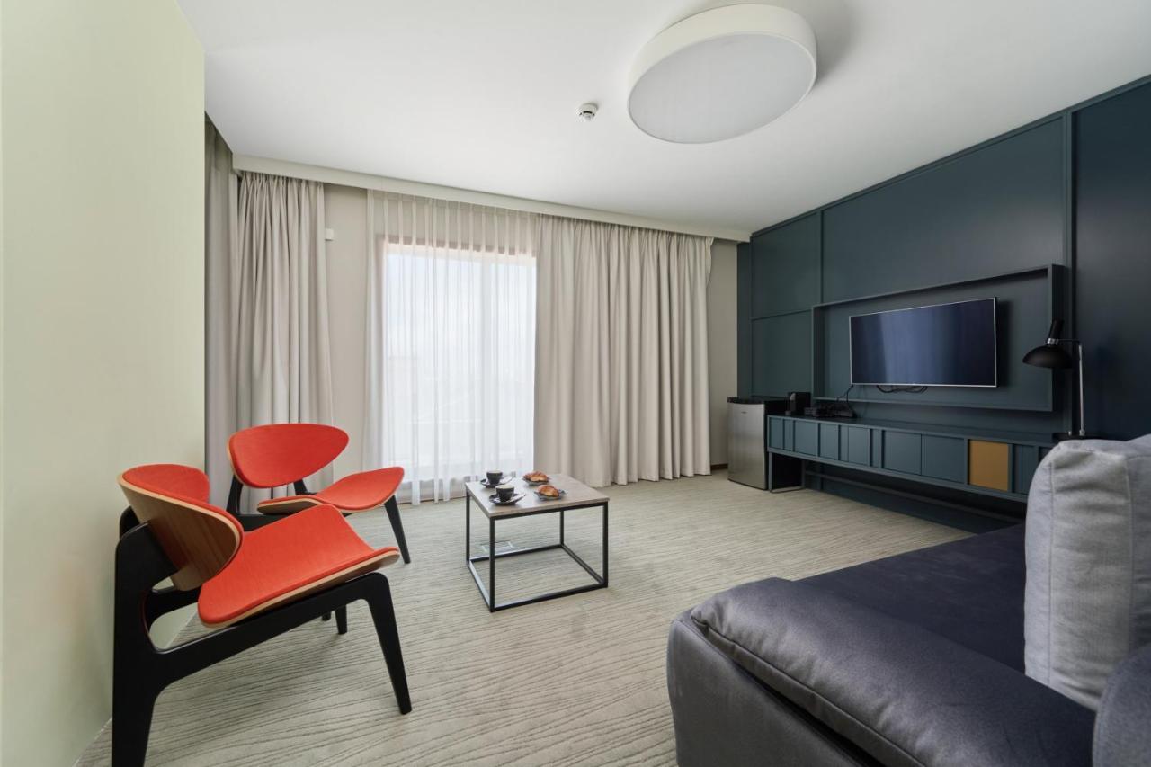 Gwarna Aparthotel City Center Wroclaw By Noclegi Renters Buitenkant foto