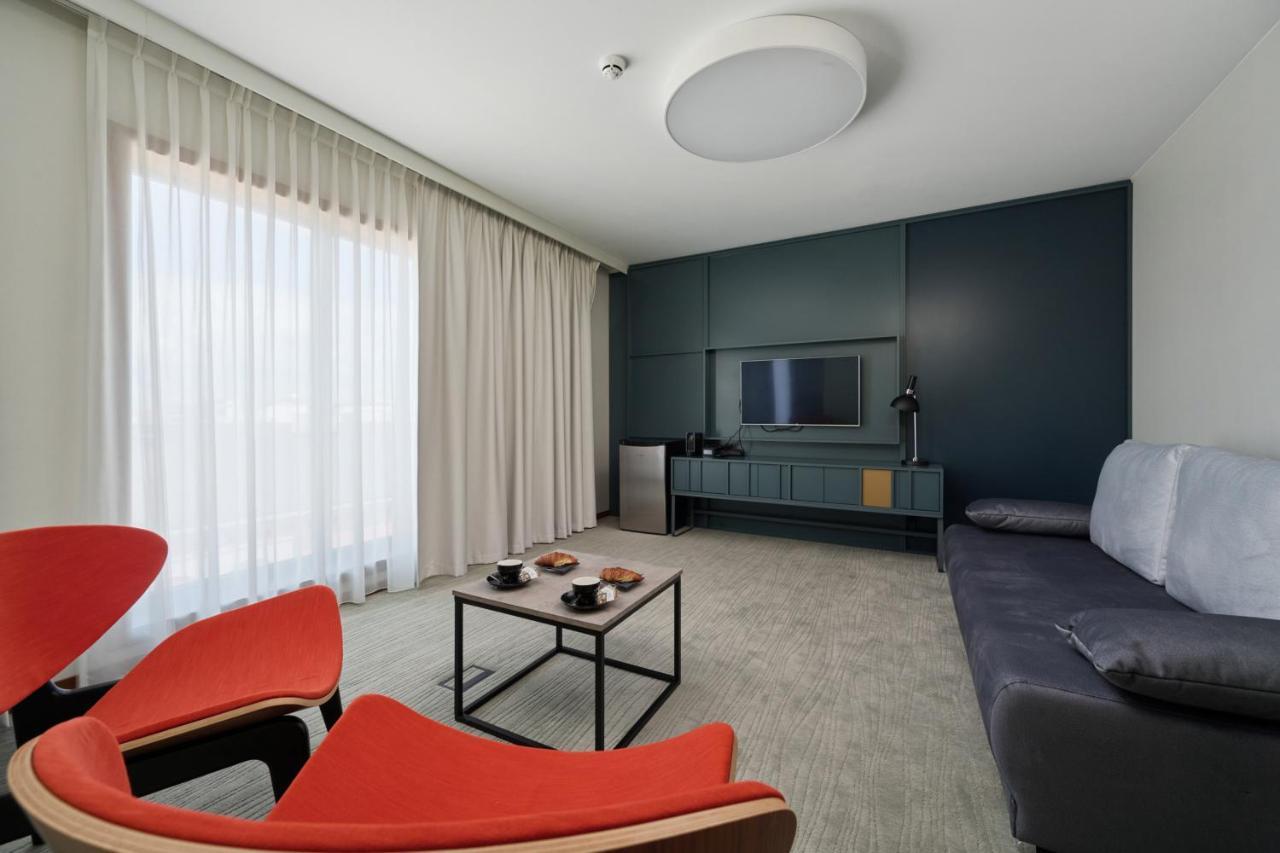 Gwarna Aparthotel City Center Wroclaw By Noclegi Renters Buitenkant foto
