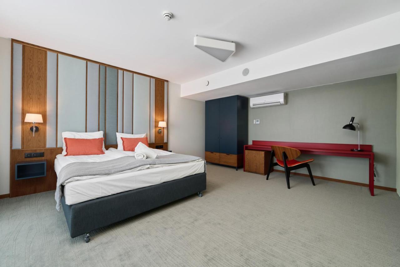 Gwarna Aparthotel City Center Wroclaw By Noclegi Renters Buitenkant foto