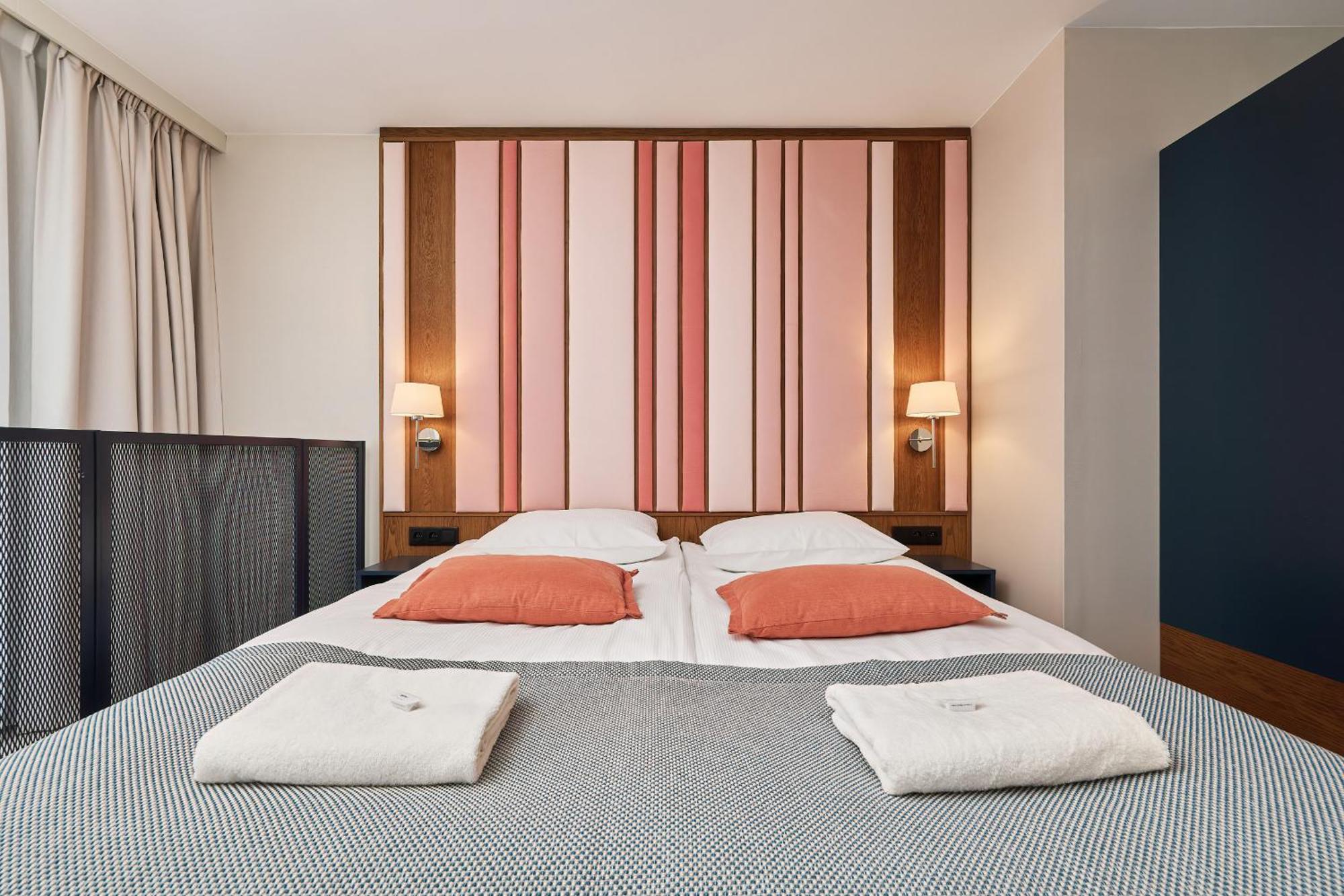 Gwarna Aparthotel City Center Wroclaw By Noclegi Renters Buitenkant foto