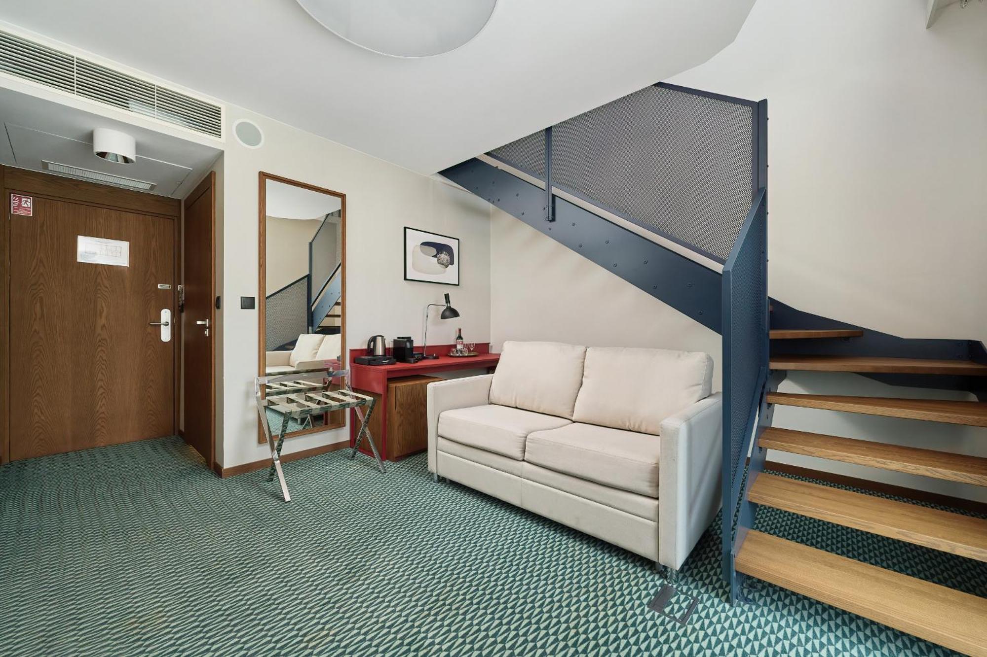 Gwarna Aparthotel City Center Wroclaw By Noclegi Renters Buitenkant foto