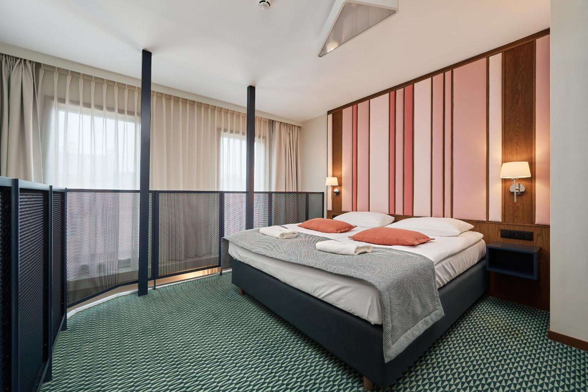 Gwarna Aparthotel City Center Wroclaw By Noclegi Renters Buitenkant foto